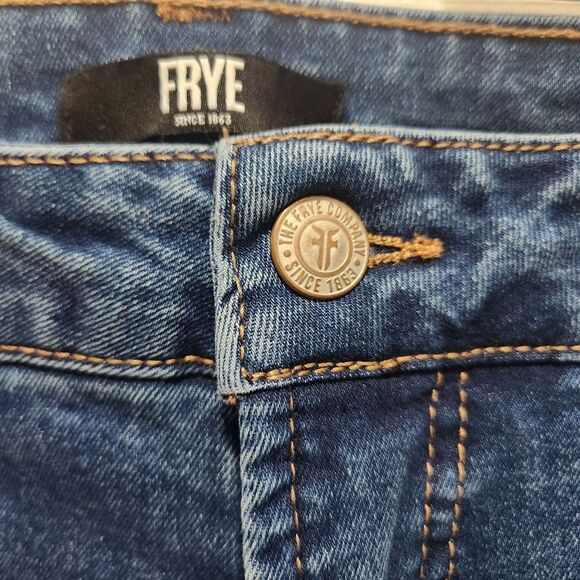 Frye Amari Wash Blue Jeans Women's Size 14 Cuffed Straight Leg Casual  Classic - Picture 4 of 7
